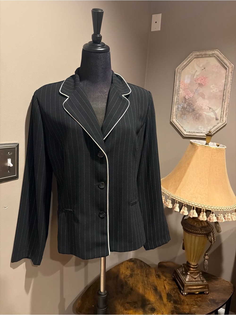 Vintage Sag Harbor Black Pinstripe Blazer Jacket with Contrast Trim - Size 12